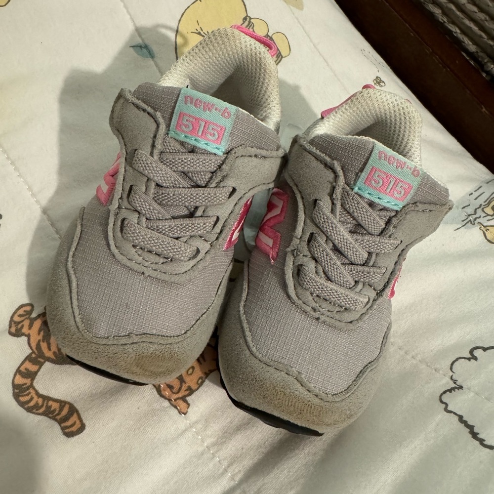 Baby walking shoes size 2.5 new balance